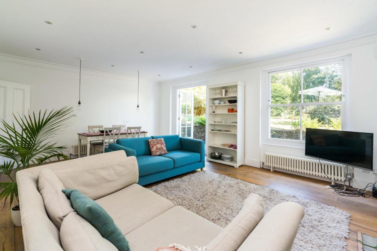 Fantastic 3 Bedroom Flat West Hampstead Лондон Екстер'єр фото