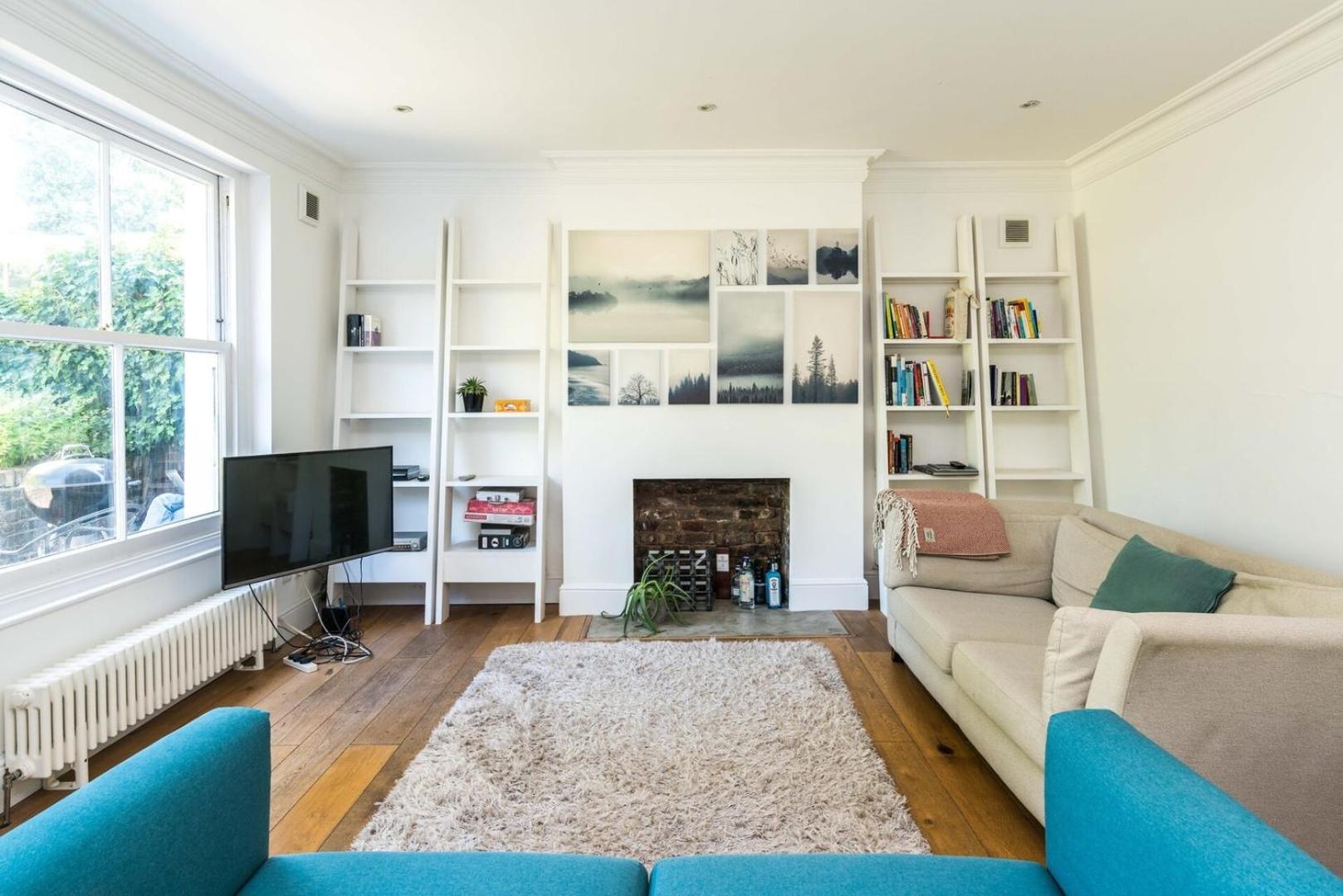 Fantastic 3 Bedroom Flat West Hampstead Лондон Екстер'єр фото